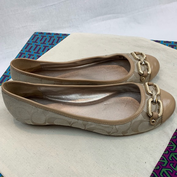 Coach ballet flats with Leather Cap Toe 8